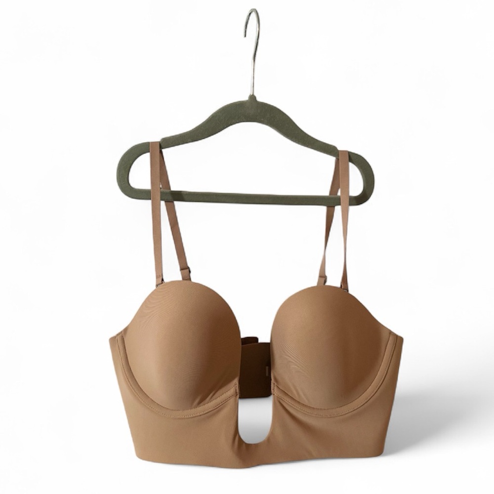 🔥🖤SKIMS DEEP PLUNGE SHAPEWEAR BRA 🖤🔥NWT‼️